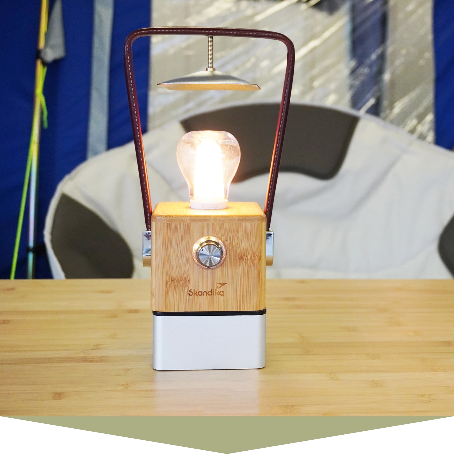 Lampe lanterne de camping LED Aurora - USB rechargeable - 75h - Bambou  SKANDIKA